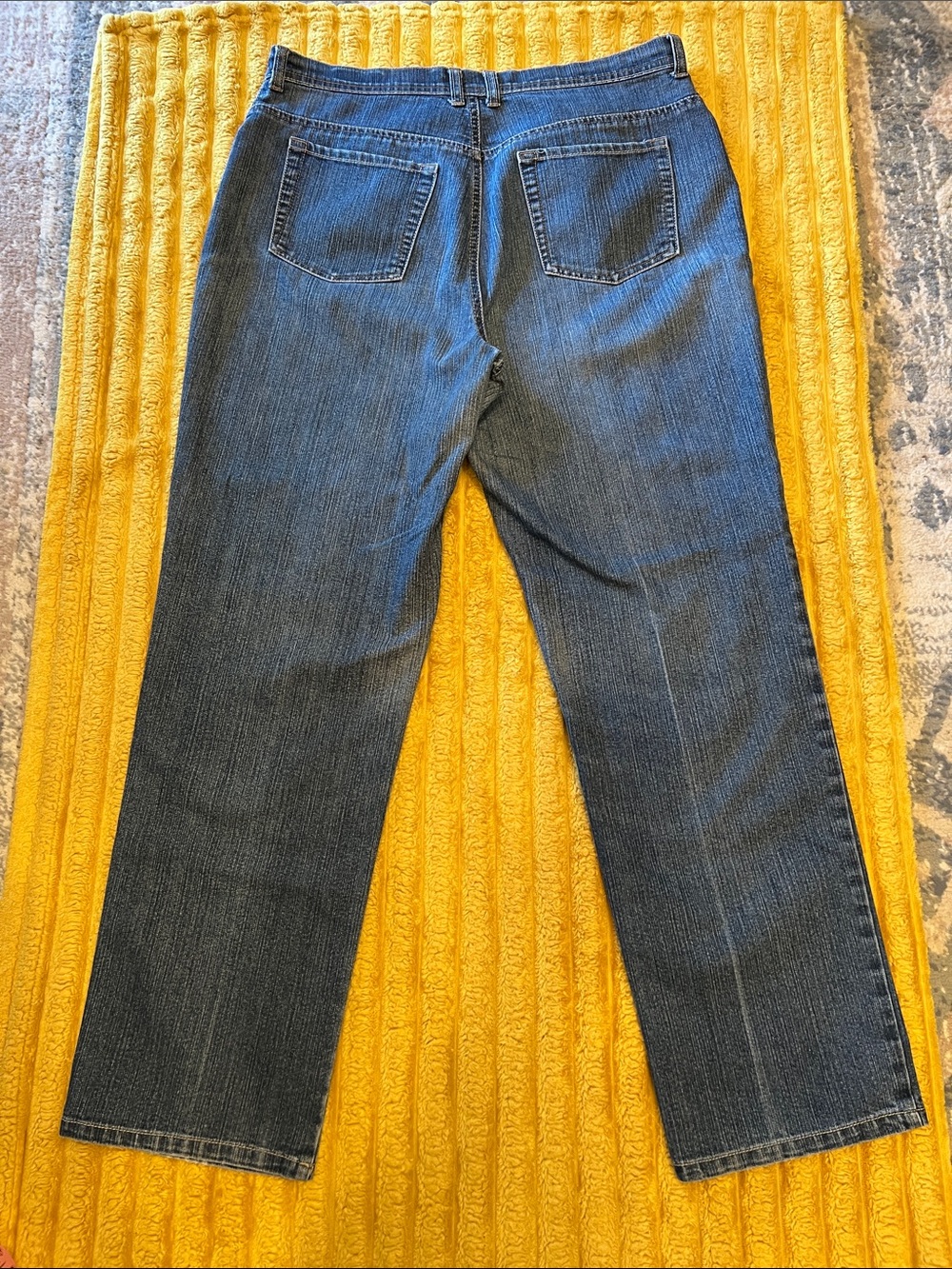 Gloria Vanderbilt Women's Dark Blue Straight Jeans - Picture 3 of 3